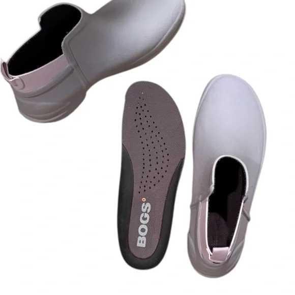 BOGS Flora Chelsea waterproof bootie gray lavender 8 NEW - Picture 7 of 7